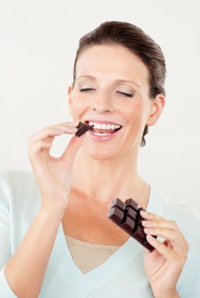 womaneatingchocolate