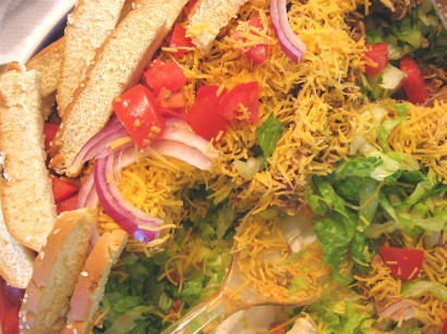 Deluxe Cheeseburger Salad