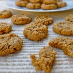 Easy 4-Ingredient Peanut Butter Cookies