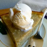 Banana Bread Pie a la mode