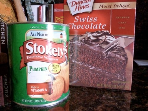 Canned Pumpkin & Chocolate Cake Mix Chocolate Cake Mix & Canned Pumpkin