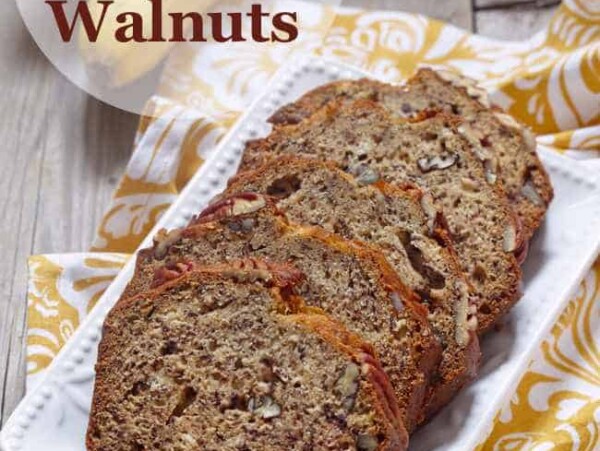 Weight Watchers Moist Banana Bread with Walnuts