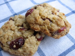 Oatmeal Chocolate Chip Cranberry Cookies