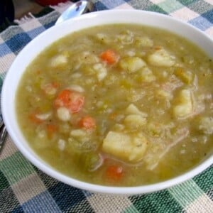 Skinny Low Calorie Potato Leek Soup Recipe