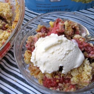 Weight Watchers Skinny Strawberry Almond Crumble