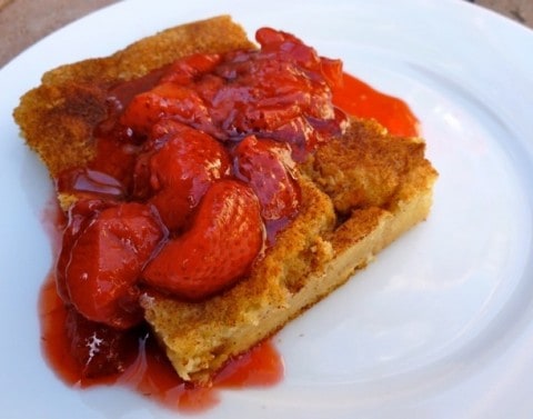 Skinny Baked French Toast with Strawberry Topping