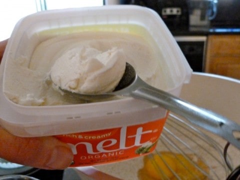 Scooping Out the Melt Spread