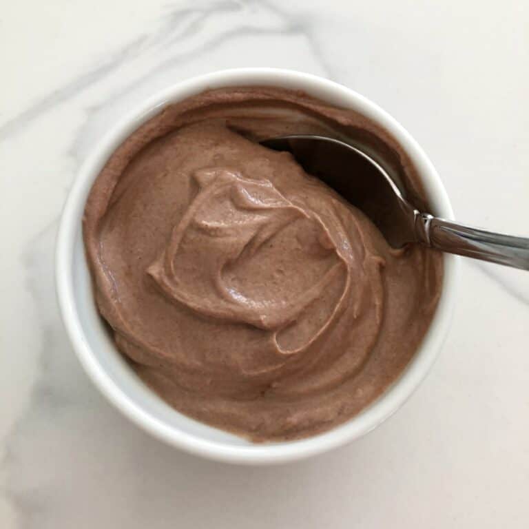 WW Creamy Chocolate Yogurt