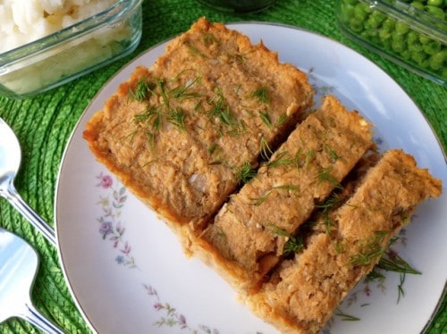 Weight Watchers Salmon Dill Loaf sliced on serving platter.