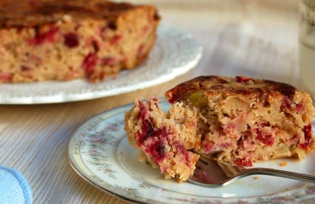 slow cooker cranberry apple cake