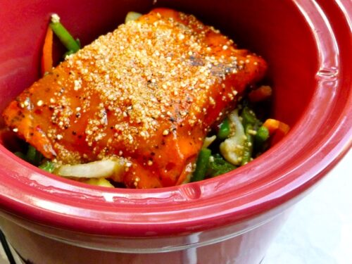 https://simple-nourished-living.com/wp-content/uploads/2014/01/crock-pot-salmon-asian-style-vegetables-500x375.jpg