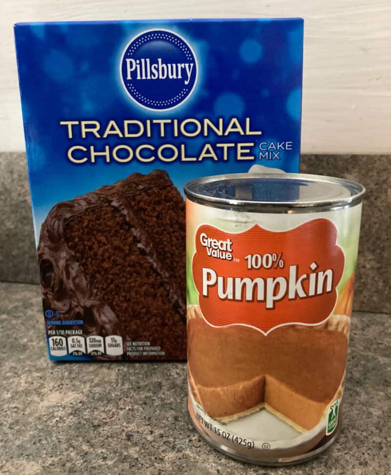 Box of Pillsbury traditional chocolate cake mix with can of pumpkin puree.