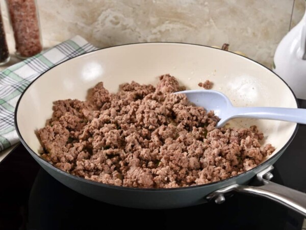 lean ground beef in a saute pan