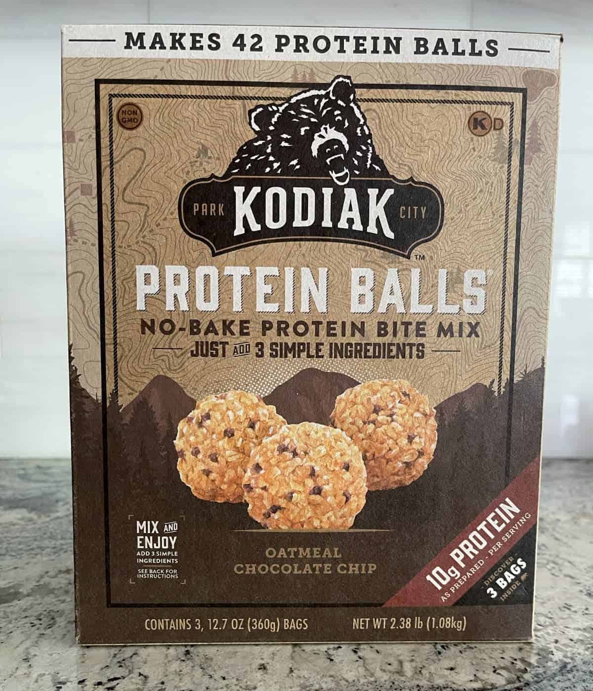 Box of Kodiak no-bake oatmeal chocolate chip protein bite mix.